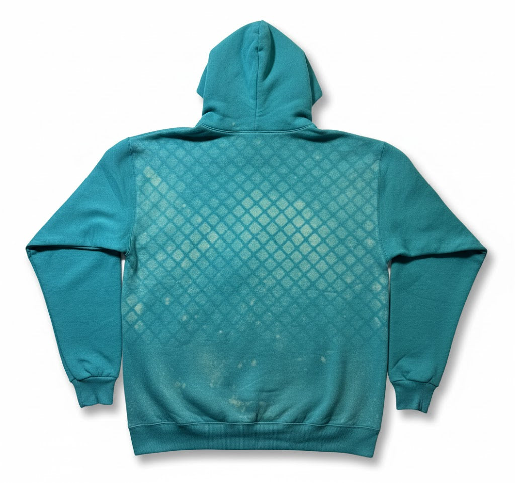 L Teal Grill with Puppy and Diamondback